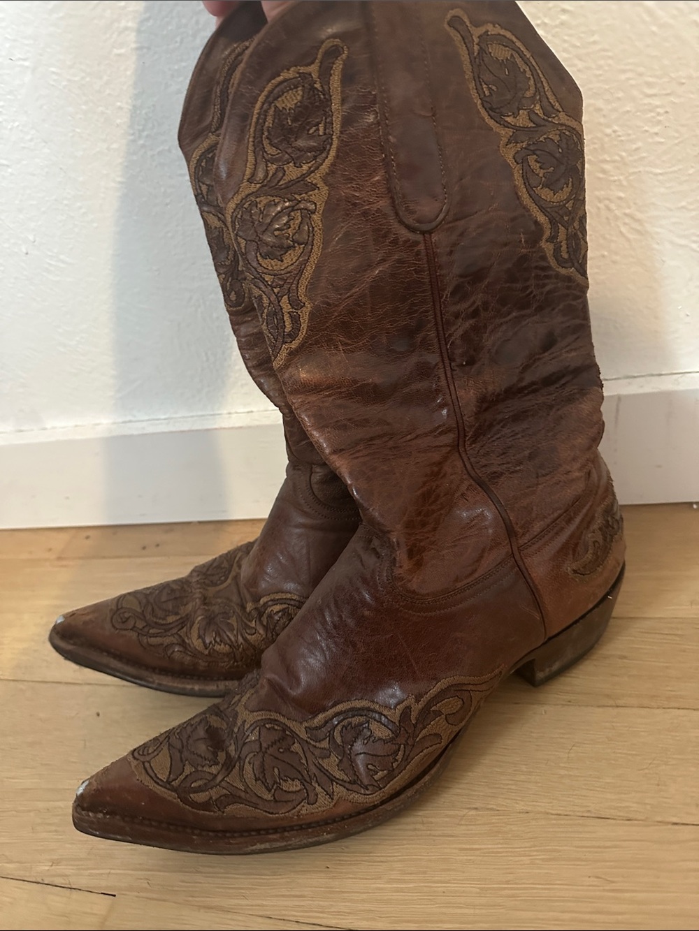 Old Gringo Brown Embroidered Leather Western Heeled Boots - Picture 2 of 9